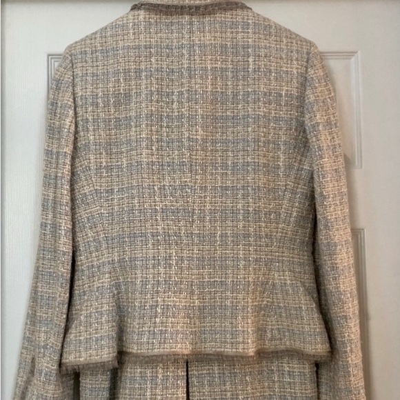 Tahari Beige and baby blue Tweed Blazer and skirt set - Picture 2 of 10